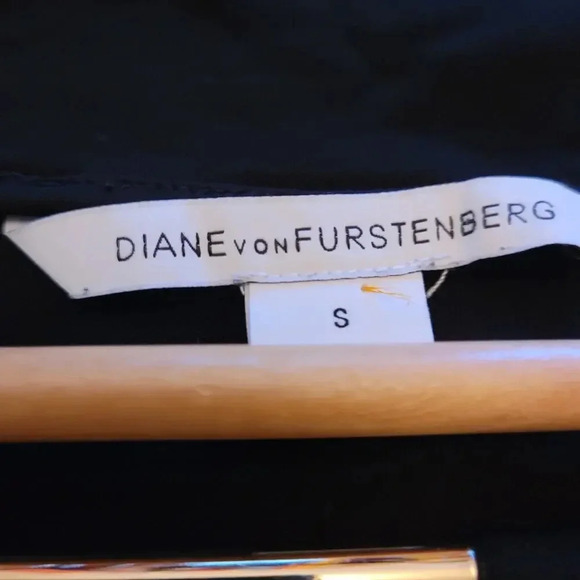 Diane von Furstenberg Women's Beonica Draped Matte Jersey Dress Size Small Black - Picture 3 of 11